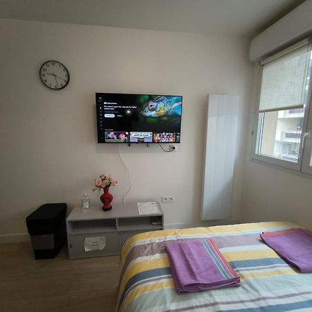 Studio Paris Sud A Cote Du Metro Apartment Villejuif Exterior photo